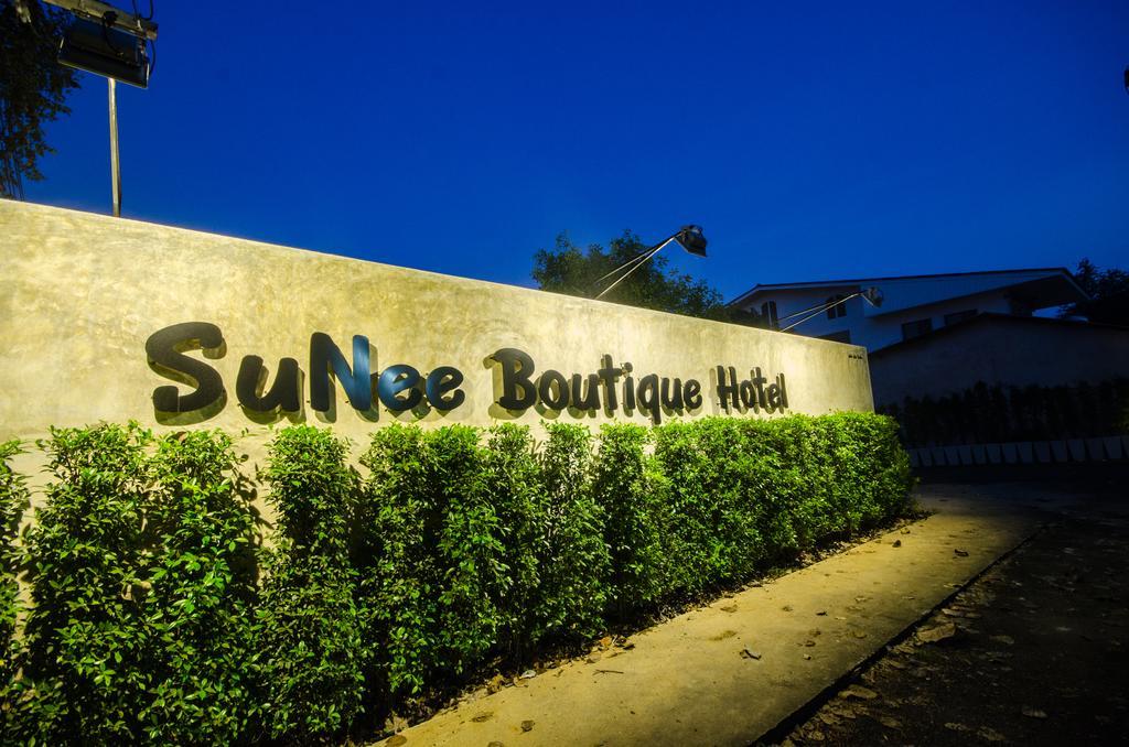 אוטרדיט Sunee Boutique Hotel מראה חיצוני תמונה